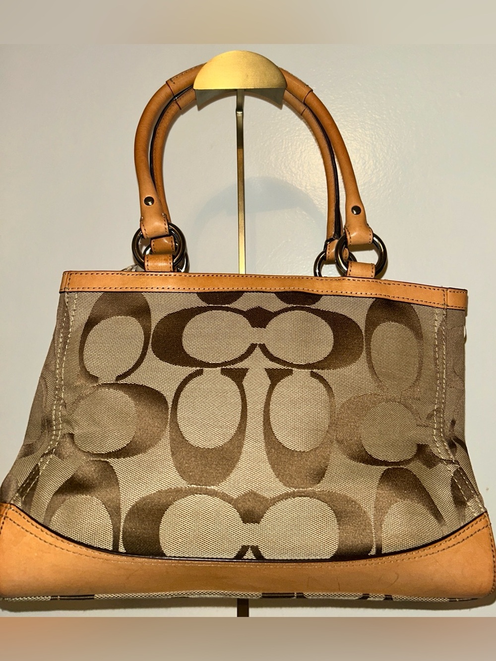 Coach Hampton Signature Monogram Handbag . Y2K Vintage Beauty - Picture 8 of 15